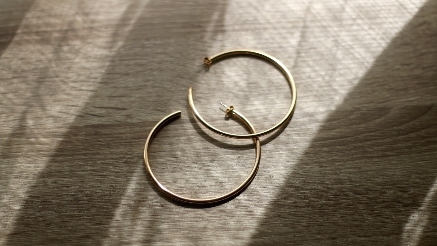 Are Diamond Hoop Earrings in Style?